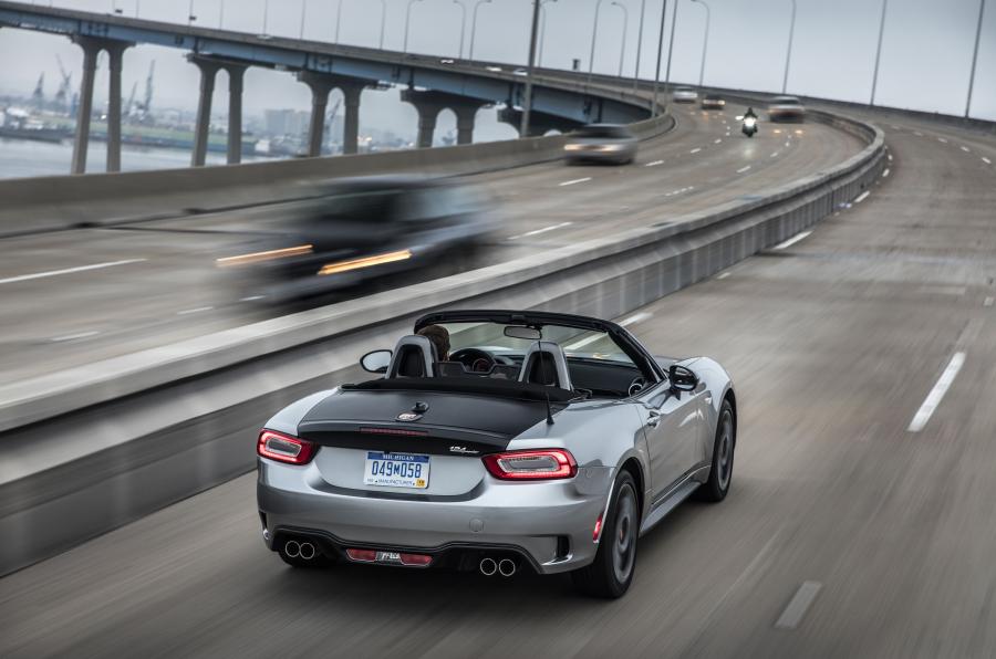  Fiat 124 Spider Elaborazione Abarth (348) 2016 года  (NA) (фото 32 из 40)